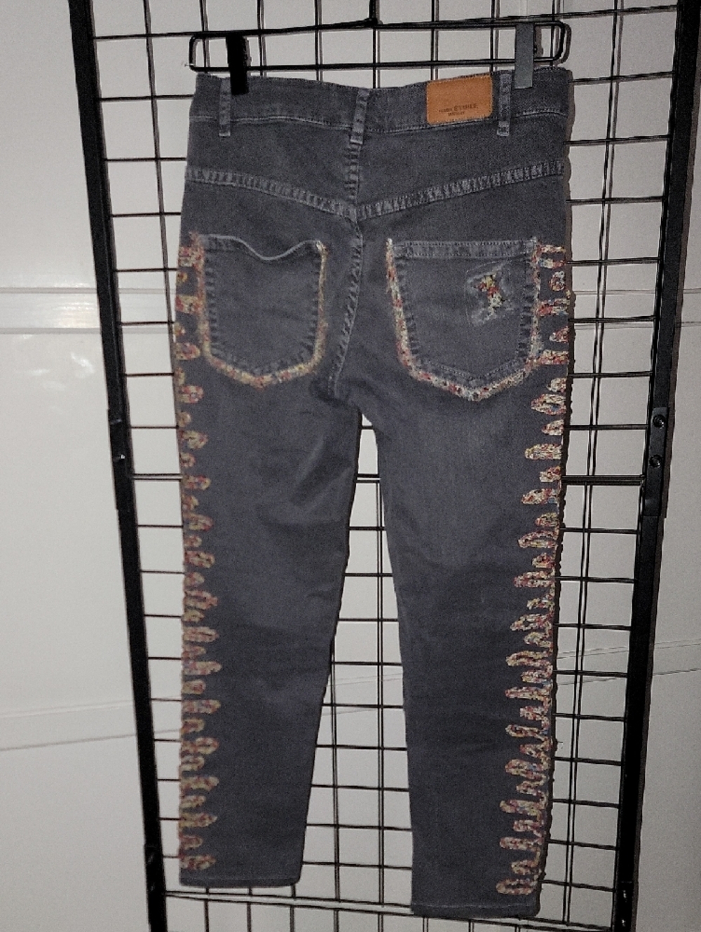 Isabel Marant ÈTOILE Charcoal Gray Cropped Jeans with Side Lace Trim - Picture 9 of 16